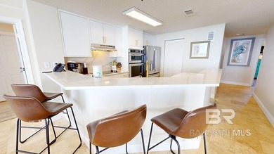 This beautifully refurbished 4-bedroom, 4-bath condominium - photo 7