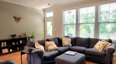 Gorgeously upgraded 3-bedroom townhome offering the perfect - photo 20