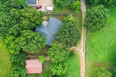 Move-in ready 3BR/3BA ranch in Kirbyville, approx. 1,800 SF, all - photo 22