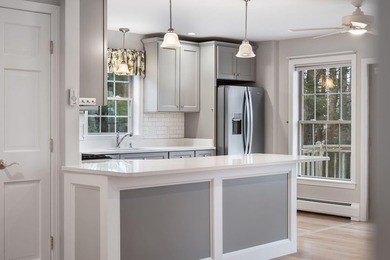 Located in the heart of Midcoast Maine and within walking - photo 22