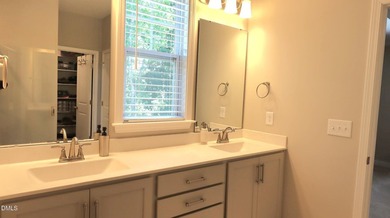 Gorgeously upgraded 3-bedroom townhome offering the perfect - photo 30