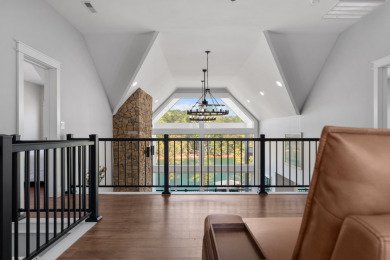 Stunning Lake Keowee Waterfront Retreat - photo 18