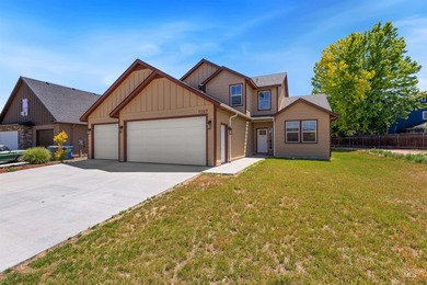 Welcome to this beautifully crafted North Fork Custom Homes - photo 1