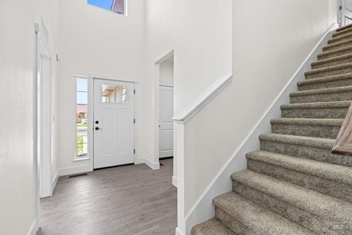 Welcome to this beautifully crafted North Fork Custom Homes - photo 4