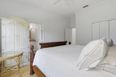 Welcome to one of the most extraordinary waterfront estates in - photo 31
