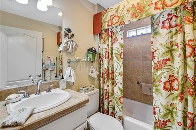 Welcome to this stunning BOND PAID block and stucco 3/2/2 home - photo 33