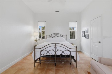 Welcome to one of the most extraordinary waterfront estates in - photo 38