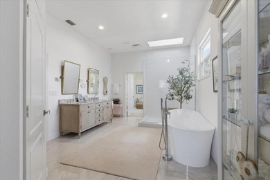 Welcome to one of the most extraordinary waterfront estates in - photo 42