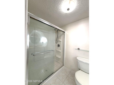Exceptional opportunity to own a versatile 3-bedroom, 3-bath - photo 21