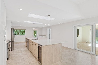 Completely rebuilt and enlarged in 2021, this exceptional modern - photo 21
