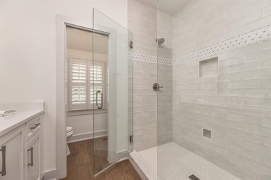 Stunning 4BR/4.5BA Home in Coveted Richland Pointe Village - - photo 32