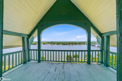 Panoramic Mississippi River views set the stage for this - photo 40