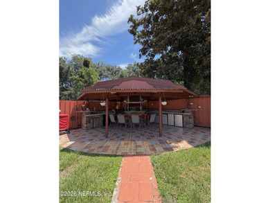 Exceptional opportunity to own a versatile 3-bedroom, 3-bath - photo 41