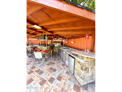 Exceptional opportunity to own a versatile 3-bedroom, 3-bath - photo 48