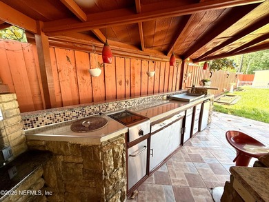 Exceptional opportunity to own a versatile 3-bedroom, 3-bath - photo 49