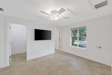 Completely rebuilt and enlarged in 2021, this exceptional modern - photo 50