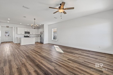 Looking for a great rental investment? This home already has a - photo 3