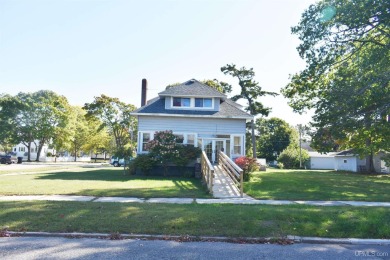 Lake Michigan - Delta County Home For Sale in Gladstone Michigan