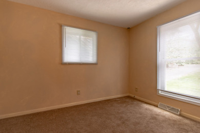 Affordable 3 Bed 2 Bath Year Round Lake Getaway! - photo 15