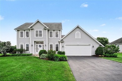 Welcome to this beautifully maintained Colonial in the heart of - photo 2