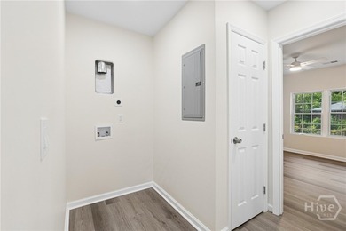 Turnkey Duplex - Completely Remodeled from Top to Bottom! - photo 11