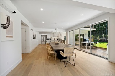 Set in the privacy of Hither Woods, this six bedroom, four and a - photo 12