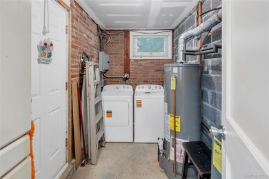 Welcome to 1580 N. Gardiner Drive, a charming 2-bedroom, 1-bath - photo 16