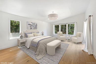 Set in the privacy of Hither Woods, this six bedroom, four and a - photo 16