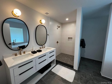 Set in the privacy of Hither Woods, this six bedroom, four and a - photo 17