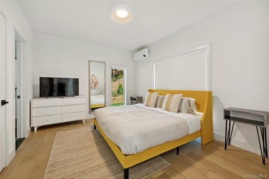 Set in the privacy of Hither Woods, this six bedroom, four and a - photo 25