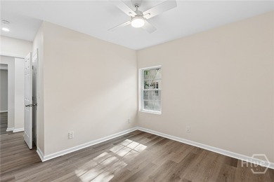 Turnkey Duplex - Completely Remodeled from Top to Bottom! - photo 36