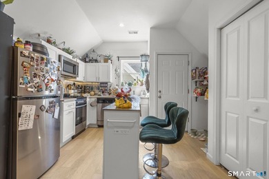Additional listing photo 4