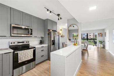 Lake Condo For Sale in Sunrise, Florida