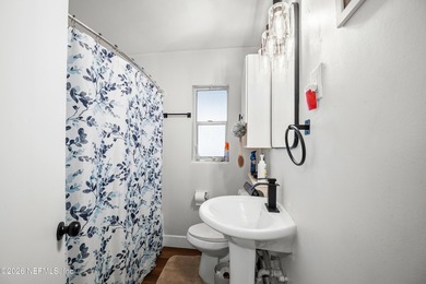 **FULLY RENOVATED**UPDATED**GREAT LOCATION** SELLER is MOTIVATED - photo 13