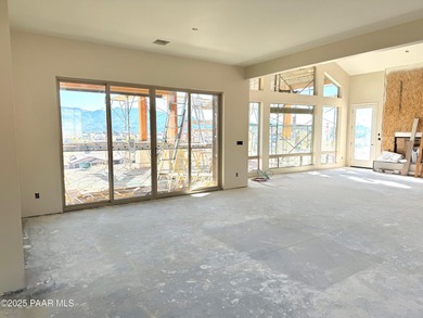 Nestled on 7 aces with sweeping views in Williamson Valley Ranch