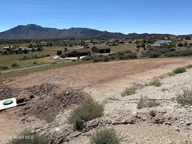 Nestled on 7 aces with sweeping views in Williamson Valley Ranch