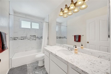 Incredible opportunity to own a beautiful 3-bedroom 3 bath - photo 19