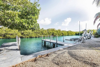 Estate Opportunity Spanning 34,409 SF, this exceptional parcel - photo 20