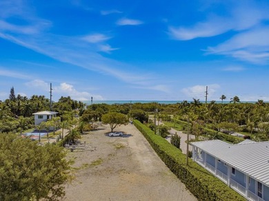 Estate Opportunity Spanning 34,409 SF, this exceptional parcel - photo 24
