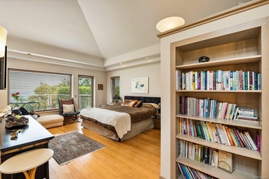 This exceptional 5-bed, 5-bath residence, envisioned and - photo 27
