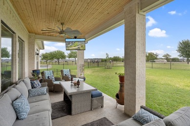 Welcome to Luxury Living in the Heart of Harbor Lakes! Nestled - photo 31