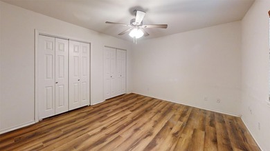 Fabulous Lakefront Living with Panoramic Views! Welcome to this - photo 31