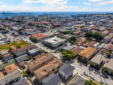 Incredible opportunity to own a beautiful 3-bedroom 3 bath - photo 35