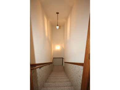 Welcome to Valley View Drive! This beautiful 3 bedroom, 3 - photo 36