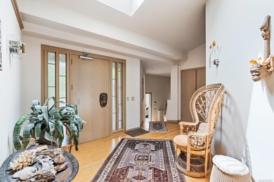 This exceptional 5-bed, 5-bath residence, envisioned and - photo 38