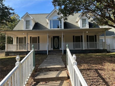 Lake Lanier Home For Sale in Gainesville Georgia