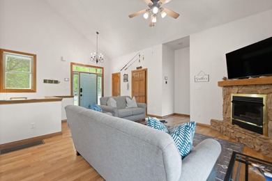 Welcome to this spacious 4 bedroom, 3.5 bath home located in the - photo 12