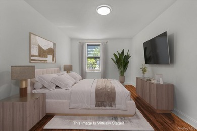 Sponsor Unit! This beautifully renovated one bedroom corner - photo 5