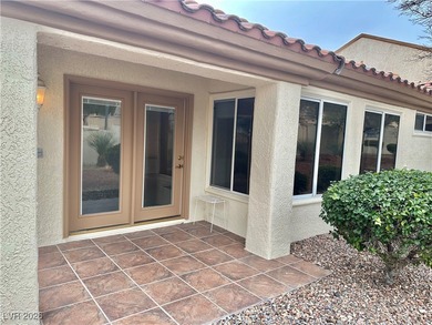 Single story townhouse in Sun City Summerlin.ING