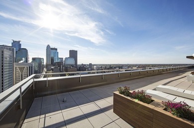Welcome to your oasis in the heart of Minneapolis right off the - photo 18